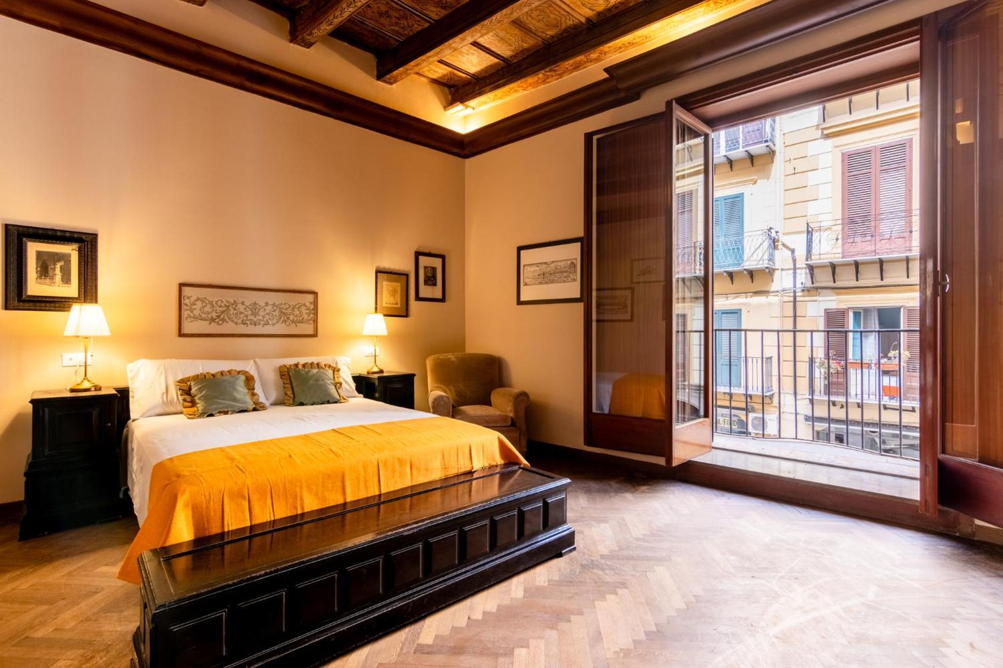 Palazzo Del Bono Suites Палермо Экстерьер фото